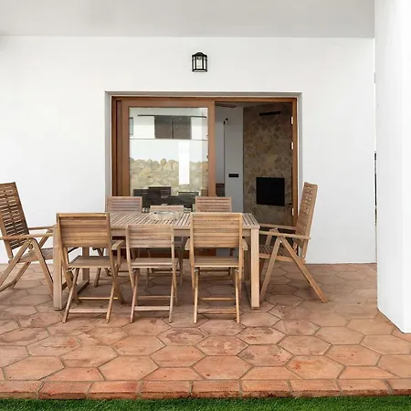 Aire Caballa Villa *